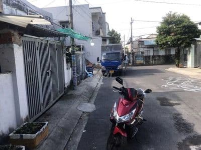 Nhà nguyên căn đường 13 linh xuân (cũ)90m2