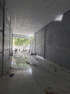 Nhà kho lâu dài mới xây đẹp mặt tiền cao xuân lãnh