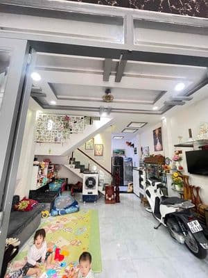 Nhà 2 Tầng Sổ Hồng Riêng 51m2 Hoàn Công Khu Phân Lô Hơn 4 Tỷ