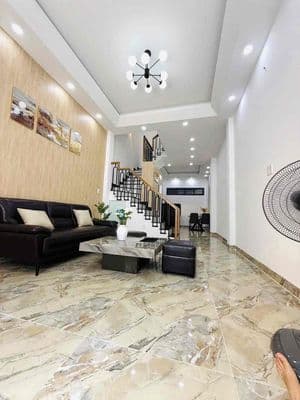 Nhà mới xây, hẻm thẳng, gần mt, 4 tầng (4x12.5m) hưng phú