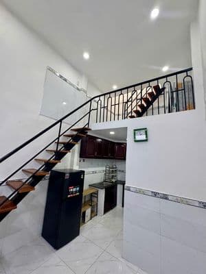 3 6m,bán nhà nguyễn văn công, 3 tầng, 2pn, ko lộ giới, p3 gò vấp, 1 tỉ