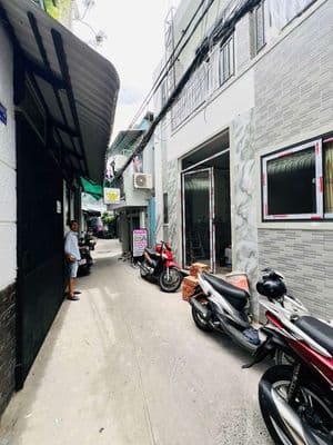 Hiếm! nhà 6m ngang bình đông - có phòng ngủ tầng trệt