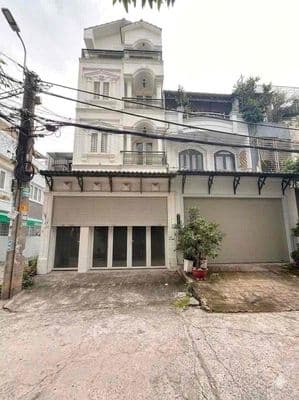 Nhà phố nguyên căn hoàng quốc việt q7