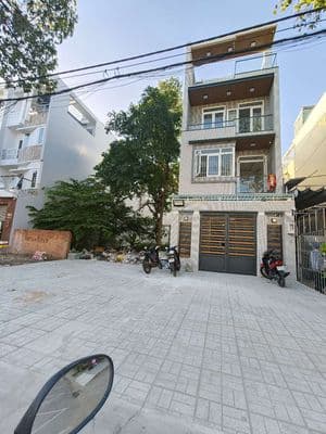 cho thuê nhà mới tinh 6pn có thang máy kế bên Aeon bình Tân