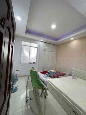 Nhà 1 Trệt 2 Lầu - Đường Lê Văn Việt - Hiệp Phú Q.9 cũ ( Gần VinCom )