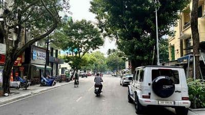 Tôi thở oxy bán rẻ mặt phố châu long,ba đình-thang máy-kinh doanh