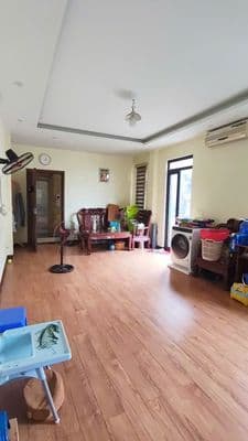 Cho thuê nhà phố kim giang, thanh xuân. căn hộ 2pn, 95m2, ô tô đỗ cửa