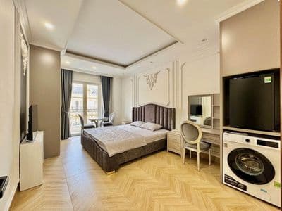 Khai trương căn hộ mới_ban công - công viên phần mềm qt_ngã tư tô ký