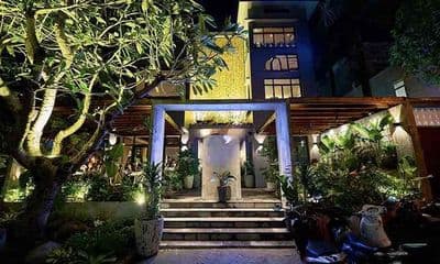 Cho thuê góc phạm thái bường dt 18x20m giá 130tr