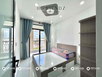 Khai trương căn hộ dịch vụ - ban công - thang máy - vòng xoay phú lâm