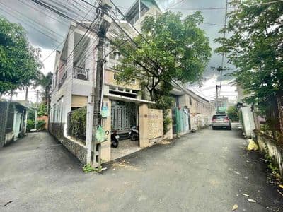 Nhà cho thuê 1 trệt 1 lầu P Trấn Biên ( Bửu Long cũ ) ngay đoàn ca múa