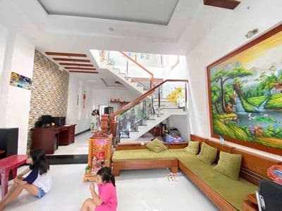 SỤP HẦM! Thương lượng mạng nhà 2 tầng gần trần Nam Trung