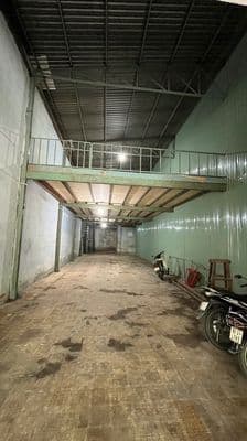 Cho thuê kho/xưởng 300m2 DTSD mặt tiền đường DC11 Đường nội bộ