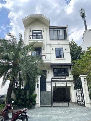 Woaaaa - Villa chill 𝐠𝐚̂̀𝐧 𝐬𝐨̂𝐧𝐠 𝐒𝐚̀𝐢 𝐠𝐨̀𝐧 - 𝐍𝐠𝐚𝐲 𝐭𝐫𝐮̣𝐜 đ𝐮̛𝐨̛̀𝐧𝐠 𝐓𝐫𝐚̂̀𝐧 𝐍𝐚̃𝐨 - gầ