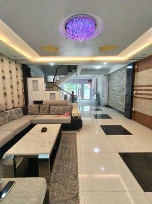 Cho Thuê Nhà 1 Trệt 3 Lầu 4PN 5WC 5x20m KDC Hoàng Quốc Việt