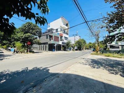 Chính chủ cần tiền bán gấp đất hàm trung 5- sát võ duy dương