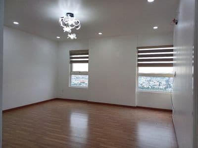 Bán căn 3 phòng ngủ View Quận 1, nhà mới dọn vào ở ngay giá 4,2 tỷ.