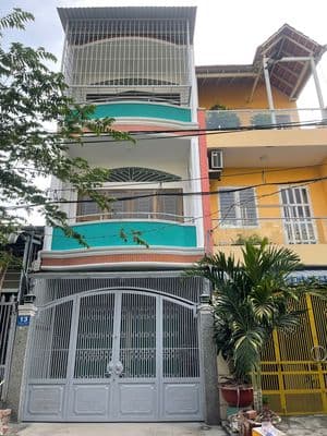Cho thuê nhà nguyên căn mặt tiền đường số 9