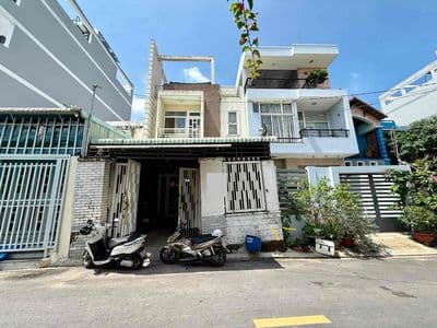 Cho Thuê Nhà DT 6x20 1Trệt 2Lầu 4Pn 3Wc Hẻm Xe Tải Vườn Lài Q12