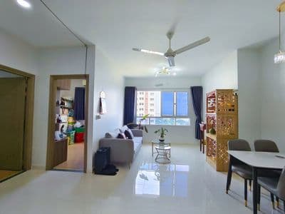 Chính chủ bán CH Green Town 68m2/2PN, Tặng nội thất, giá 2.75 tỷ