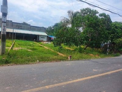 Bán lô đất 100m2 giá 900triệu đường Trung Lập Cách Uỷ Ban Thái Mỹ 1km