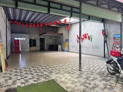 Cho Thuê Mặt Bằng KD - (8x20m) Gần Đường Võ Thị Sáu - Giá: 15tr