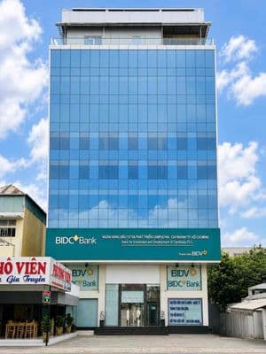 Cho thuê tòa nhà mặt tiền đường cách mạng tháng tám quận 3