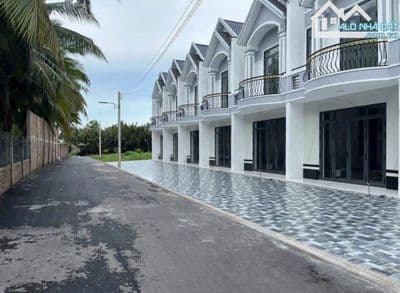 Cần bán 2 nền đất liền kề full thổ cư
