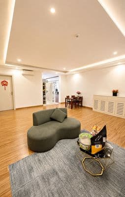 Cho Thuê 3PN 102m² N03T5 Ngoại Giao Đoàn - Chỉ 15.5 Triệu - Vào Ở Ngay