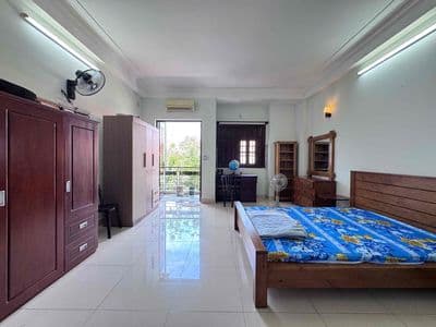 Studio - Balcon - Ngay Hà Đô - Vòng Xoay Dân Chủ - chỉ 5tr
