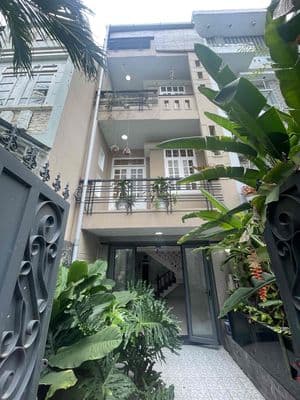 Ngộp giá bán TL mạnh 4x18 nhà hxh 4 tầng Gò Vấp