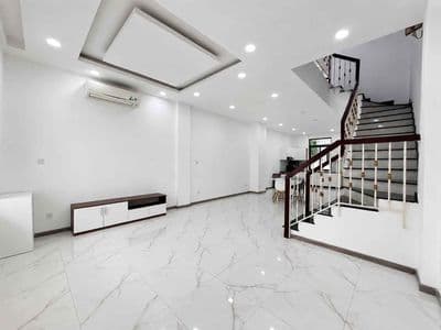 CHO THUÊ NHÀ PHỐ 4PN, ngay song hành mới, khu compound an ninh tại Q2