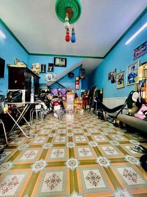 Nhà nát cho khách đầu tư 44m2 SHR Giá 1 tỷ 2 Đường Phạm Thị Giây HM