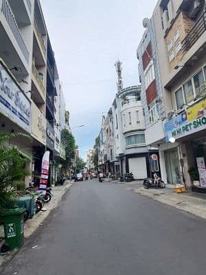 Cho thuê nhà đất thánh 4x15 2 lầu tiện làm cty vp giá 17.9tr 4pn