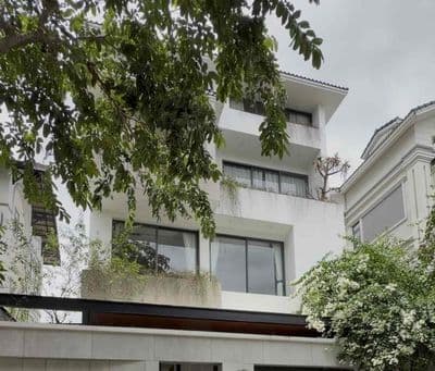 Cho thuê căn hộ dịch ban công gần Rmit TDTU sát bên Phú Mỹ Hưng