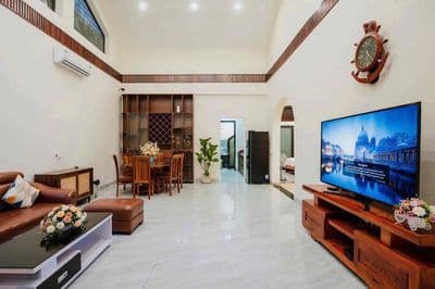 296 cho thuê nhà rộng 220m² – 3 phòng ngủ