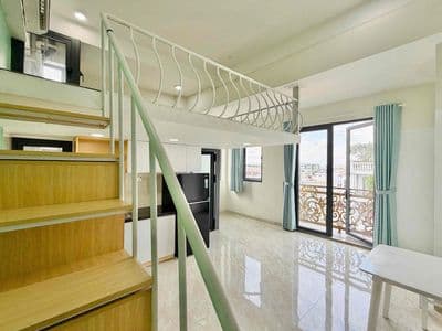 Duplex bancong full nội thất siêu rộng ngay luỹ bán bích