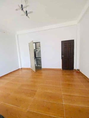 Nhà nguyên căn 2/ CMT8 cần cho thuê