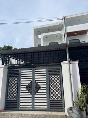 Cho thuê nhà 1 trệt 1 lầu Phường Phú Lợi 4PN-2WC Sân Xe Hơi