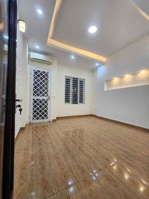 Hào Nam, 50m, Mặt ngõ 3 gác, Nhà đẹp sổ vuông, Không quy hoạch, Hiếm