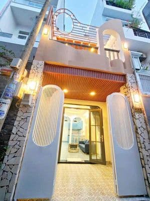 bán nhà chính chủ hình thật . trung tâm gò vấp sát sieu thi coopmart