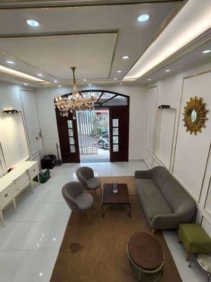 Nhà mới như hình sát phú mỹ hưng