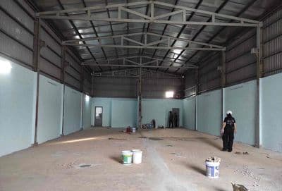 Kho, mặt bằng nam trân đối diện bến xe: 250m2 ngang 10m