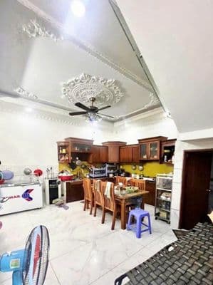 Nhà bán Lô góc KD đa nghề Phố Cao Tầng, Bình Trị Đông, Hòa Bình