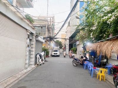 Nhà Hẻm Tân Bình 70m2 8.4 Tỷ