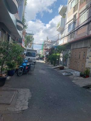 Nhà cấp 4 mặt tiền nội bộ khu Tên Lửa Bình Tân