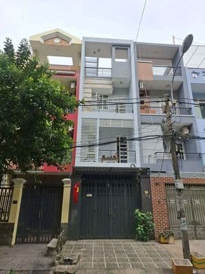 Nhà đối diện công viên , Đường 32B Khu Tên Lửa Bình Tân