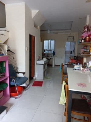 Chính chủ bán nhà hướng nam 95m2 ngay chợ liên khu 5-6 (đường ô tô)