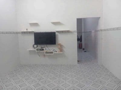 Nhà kế bên trường đặng trần côn - thpt tân bình 2 tầng 2pn-2wc