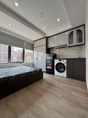 Studio cửa sổ trời - máy giặt riêng ngay lê văn sỹ quận 3